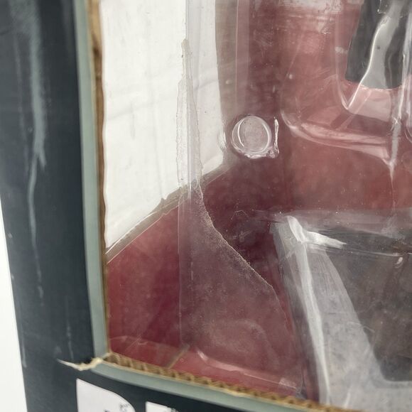 Marvel Gallery Punisher PVC Figure Statue [Netflix Version] Bernthal NEW Sealed - Picture 16 of 16